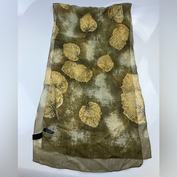Vintage Larioseta Italy 100% Silk Elegant Olive Green Leaf Scarf N276-51 - Picture 4 of 6